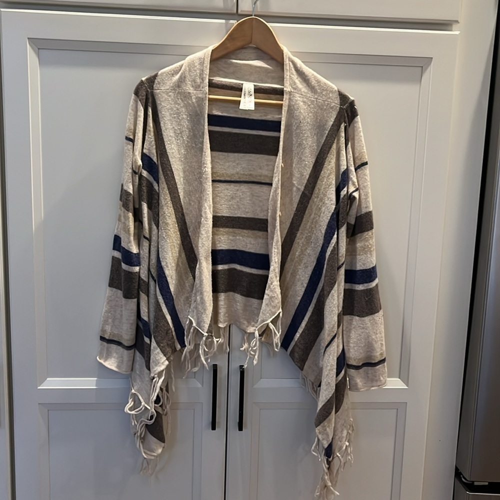 CUBISM stripe waterfall sweater cardigan with fringe detail, size medium/large - Picture 4 of 5